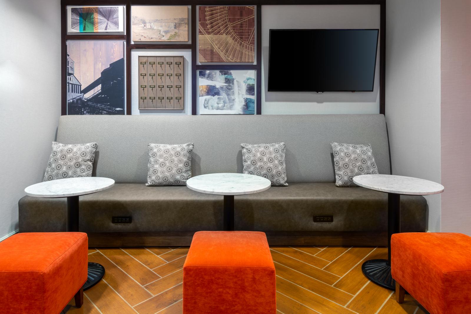 HAMPTON INN & SUITES WILLIAMSVILLE, NEW YORK