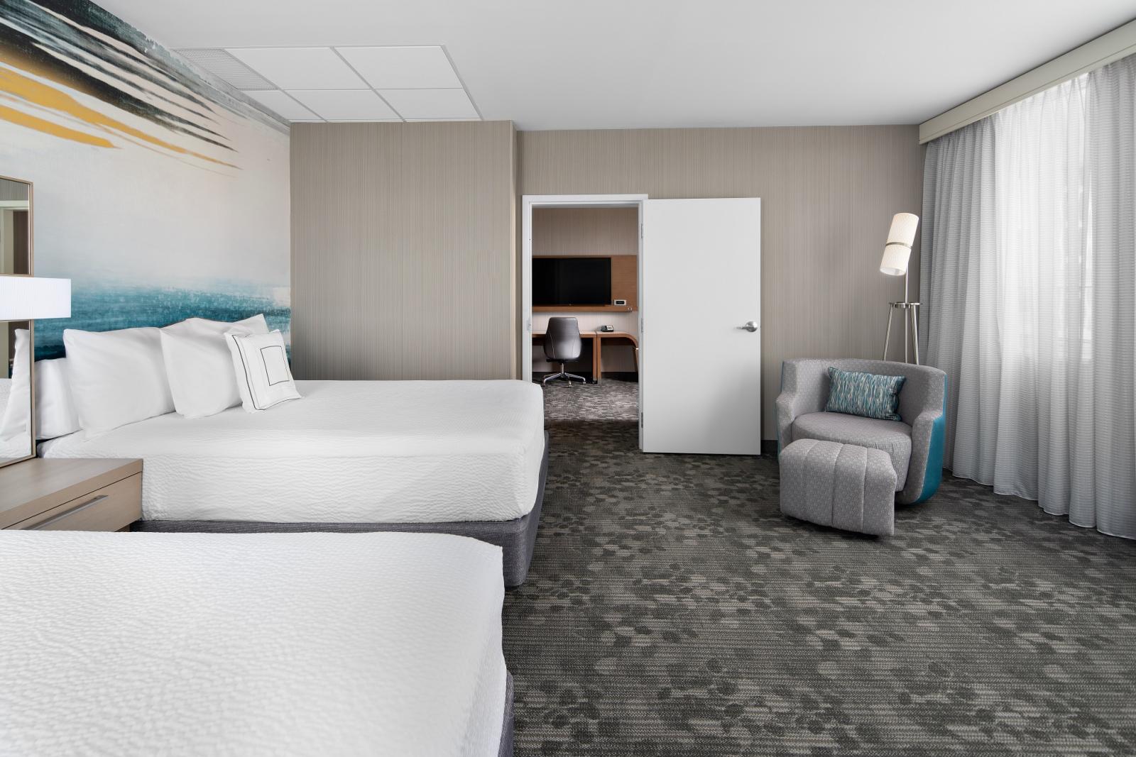 THE COURTYARD BY MARRIOTT EDMONTON DOWNTOWN, ALBERTA, CANADA